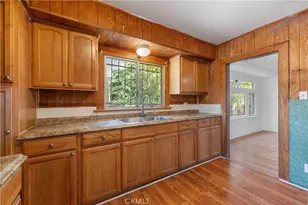 1021 W 53rd St, Los Angeles, CA 90037 - Photo 8