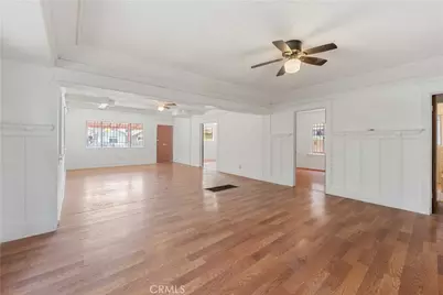 1021 W 53rd St, Los Angeles, CA 90037 - Photo 6