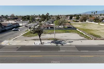 9098 Sierra, Fontana, CA 92335 - Photo 2
