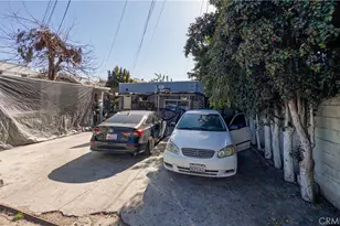 1361 W Vernon Ave, Los Angeles, CA 90037 - Photo 10