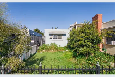 1361 W Vernon Avenue, Los Angeles, CA 90037 - Photo 12