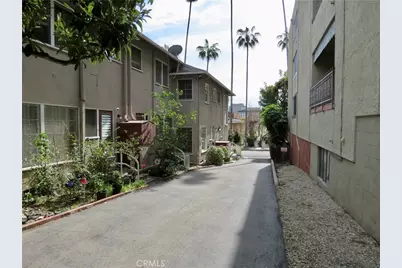 111 W Mountain #2, Glendale, CA 91207 - Photo 12