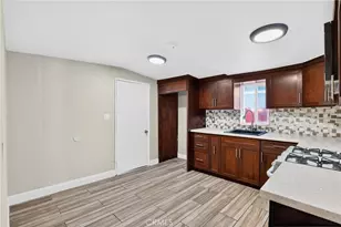 806 W Spruce St, Compton, CA 90220 - Photo 8