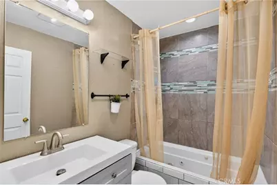 806 W Spruce Street, Compton, CA 90220 - Photo 14