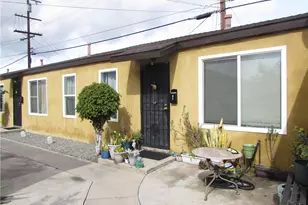 5115 Loma Vista, Maywood, CA 90270 - Photo 2
