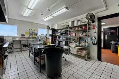 917 W Whittier, Montebello, CA 90640 - Photo 22