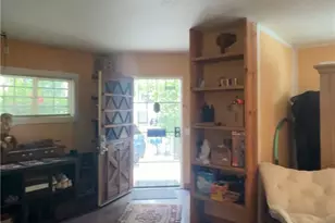 25 E Plymouth, Long Beach, CA 90805 - Photo 4