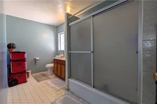 2956 W 15th, Los Angeles, CA 90006 - Photo 20