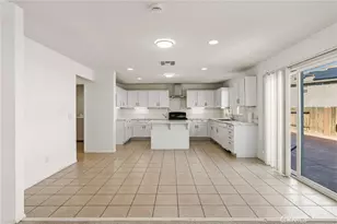 13730 Gobi Ct, Victorville, CA 92394 - Photo 8