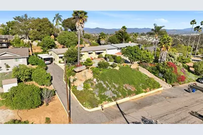 1276 Oasis, Escondido, CA 92026 - Photo 2