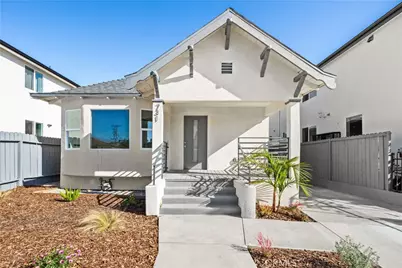 731 E 41st Place, Los Angeles, CA 90011 - Photo 1