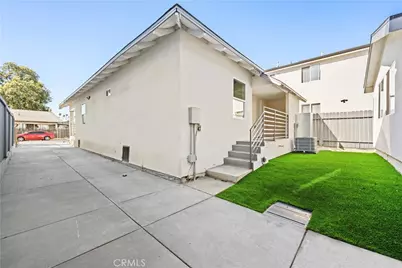 731 E 41st Place, Los Angeles, CA 90011 - Photo 14