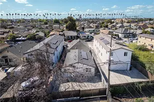 731 E 41st Pl, Los Angeles, CA 90011 - Photo 8