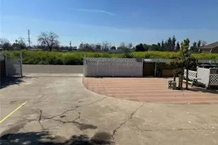 322 N Dayton, Tulare, CA 93274 - Photo 4