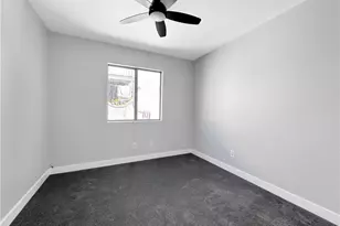 6927 Estrella Ave, Los Angeles, CA 90044 - Photo 20