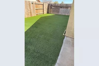 43527 Grange, Lancaster, CA 93535 - Photo 18