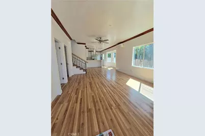 1330 W 48th, Los Angeles, CA 90037 - Photo 4