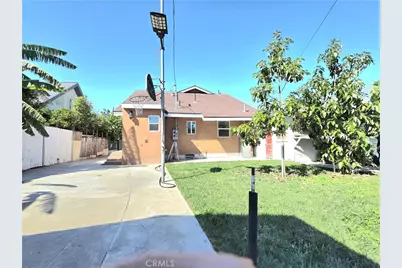 1330 W 48th, Los Angeles, CA 90037 - Photo 8