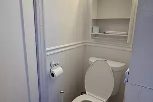 1021 W Chandler St, Wilmington, CA 90744 - Photo 18