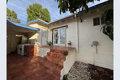 555 Hickory Lane, Pasadena, CA 91103 - Photo 28
