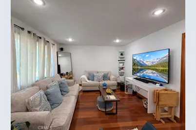 555 Hickory Lane, Pasadena, CA 91103 - Photo 2