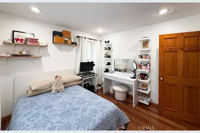 555 Hickory Lane, Pasadena, CA 91103 - Photo 14