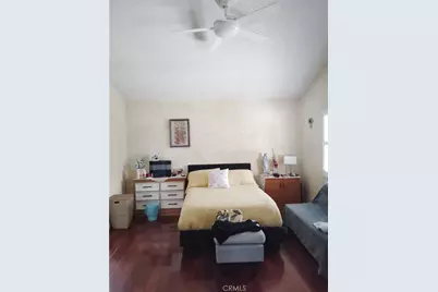 8206 Bell Avenue, Los Angeles, CA 90001 - Photo 6