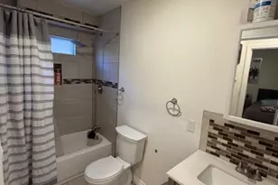 6121 Orchard Ave, Huntington Park, CA 90255 - Photo 18