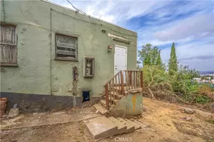 1023 De Garmo Dr, Los Angeles, CA 90063 - Photo 4