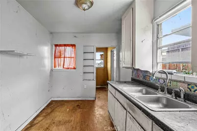 1023 De Garmo Drive, Los Angeles, CA 90063 - Photo 20