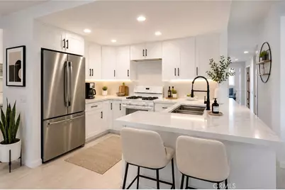 700 W 3rd Street #A104, Santa Ana, CA 92701 - Photo 2