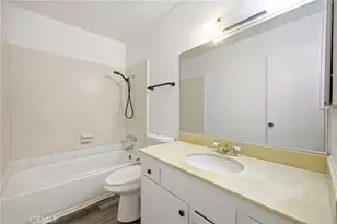 406 W Regent St, Inglewood, CA 90301 - Photo 4