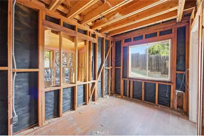 10064 Sunland Boulevard, Sunland, CA 91040 - Photo 44