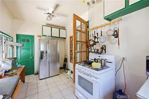 10064 Sunland Blvd, Sunland, CA 91040 - Photo 56