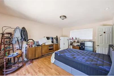 10064 Sunland Boulevard, Sunland, CA 91040 - Photo 64