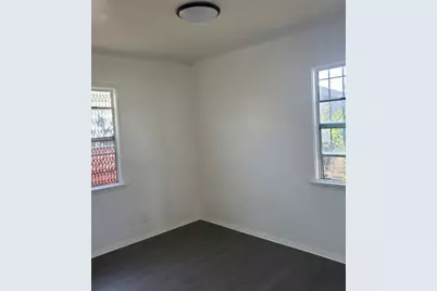 837 W Gage Avenue, Los Angeles, CA 90044 - Photo 4