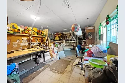 348 W Vernon Avenue, Los Angeles, CA 90037 - Photo 8