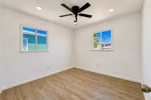 902 Island Ave, Wilmington, CA 90744 - Photo 14