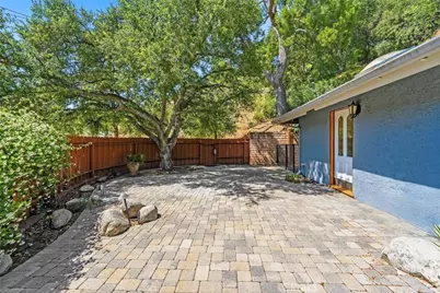 6489 Alta Gracia, Tujunga, CA 91042 - Photo 10