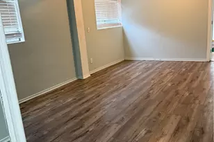 22814 Collins, Woodland Hills, CA 91367 - Photo 10