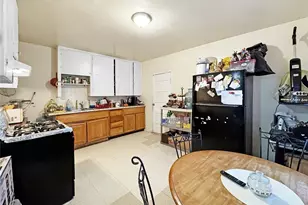 348 W Vernon Ave, Los Angeles, CA 90037 - Photo 22