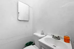 348 W Vernon Ave, Los Angeles, CA 90037 - Photo 34