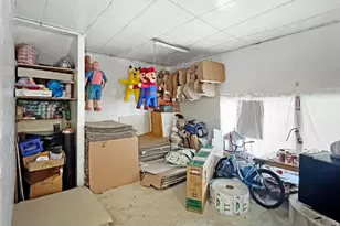 348 W Vernon Ave, Los Angeles, CA 90037 - Photo 32