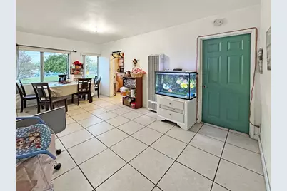 348 W Vernon Avenue, Los Angeles, CA 90037 - Photo 12