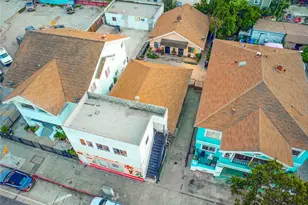 348 W Vernon Ave, Los Angeles, CA 90037 - Photo 36