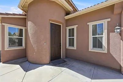 27708 Carlton Oaks Street, Murrieta, CA 92562 - Photo 8
