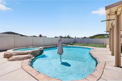 27708 Carlton Oaks Street, Murrieta, CA 92562 - Photo 50