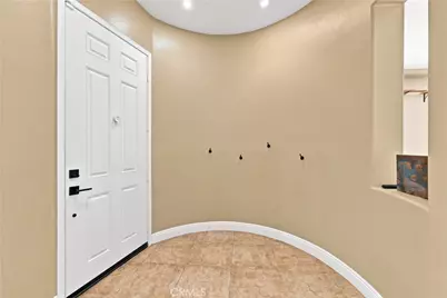 27708 Carlton Oaks Street, Murrieta, CA 92562 - Photo 8