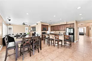 27708 Carlton Oaks St, Murrieta, CA 92562 - Photo 18
