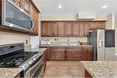 27708 Carlton Oaks Street, Murrieta, CA 92562 - Photo 20